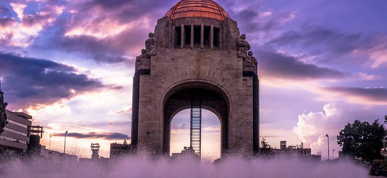El monumento a la Revolución, un imperdible de la CDMX Hotel Geneve Mexico City Ciudad de México