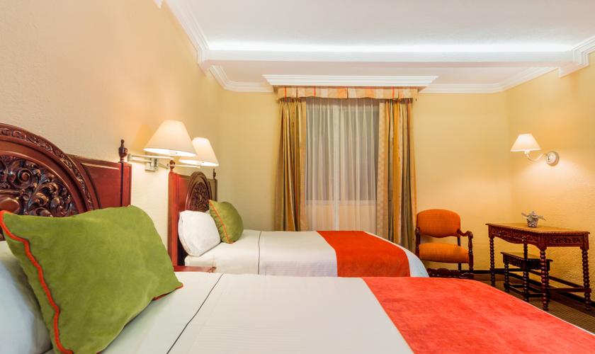Single or double deluxe room Geneve Mexico City Hotel Single or double deluxe room Geneve Mexico City Hotel