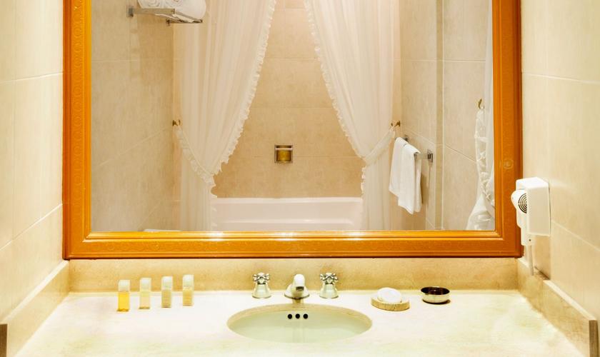 Junior Suite Geneve Mexico City Hotel Junior Suite Geneve Mexico City Hotel